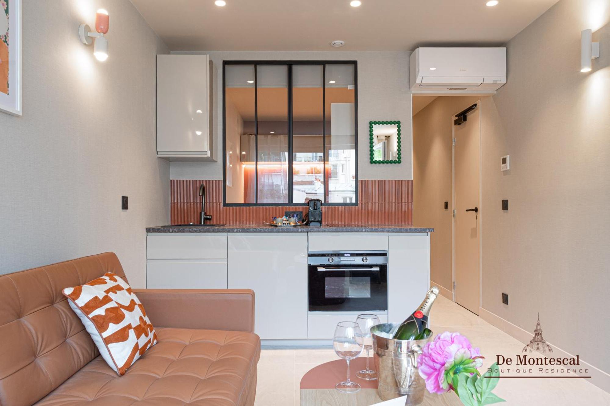 De Montescal Montparnasse Ac Appartment In A Prime Location 22 -36M2 Paris Luaran gambar