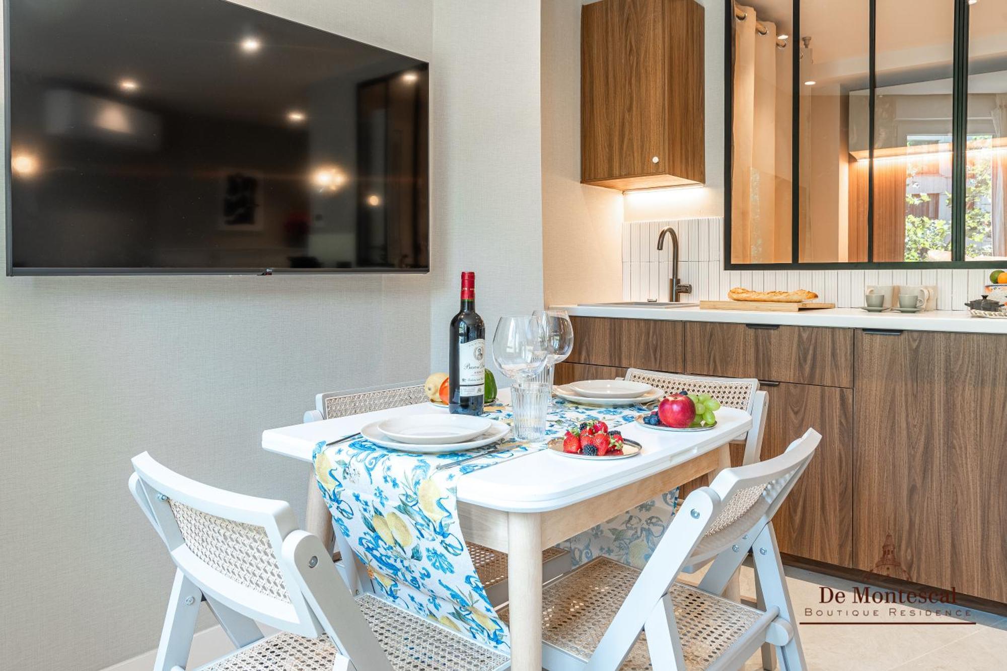 De Montescal Montparnasse Ac Appartment In A Prime Location 22 -36M2 Paris Luaran gambar