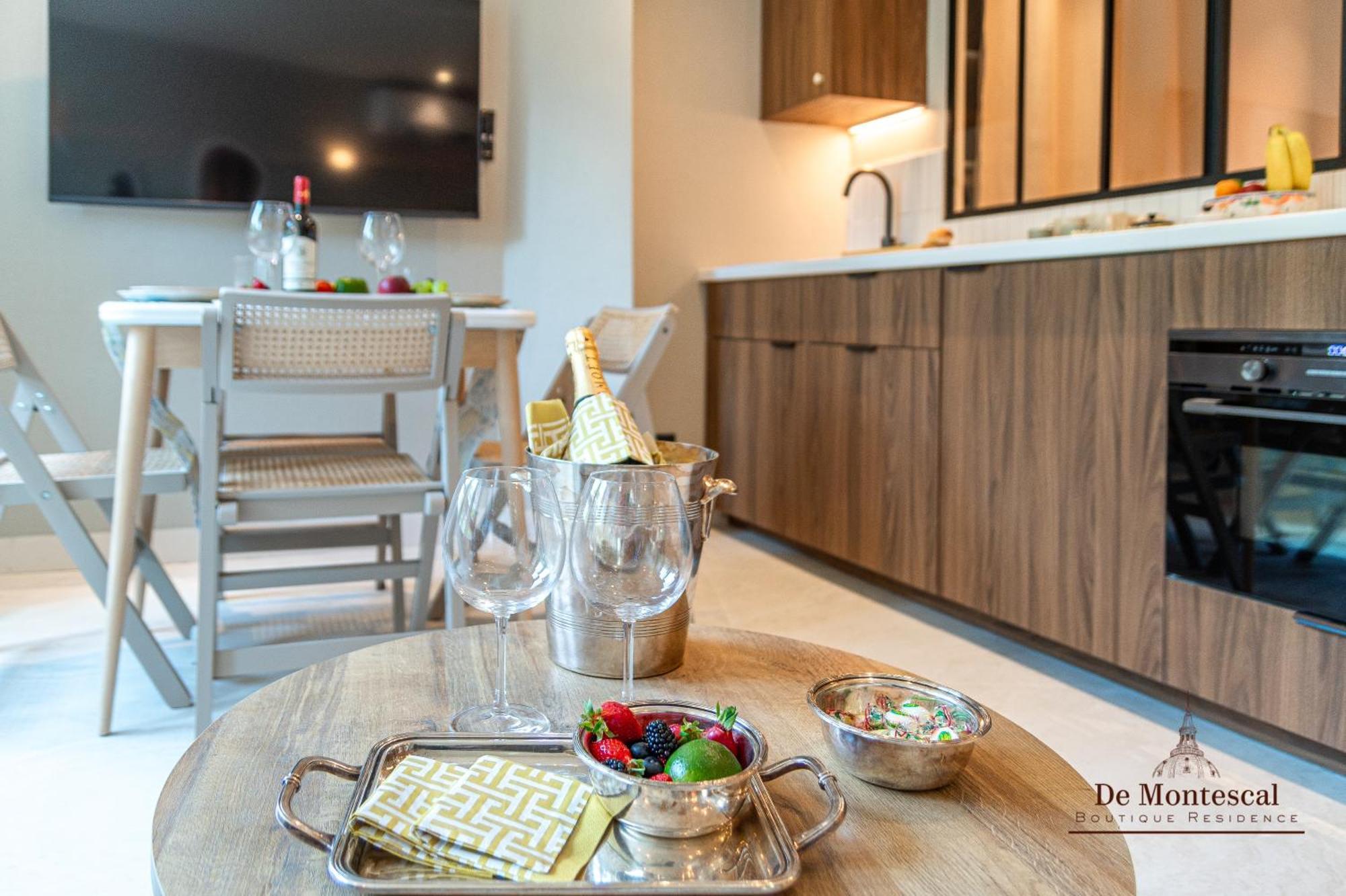 De Montescal Montparnasse Ac Appartment In A Prime Location 22 -36M2 Paris Luaran gambar